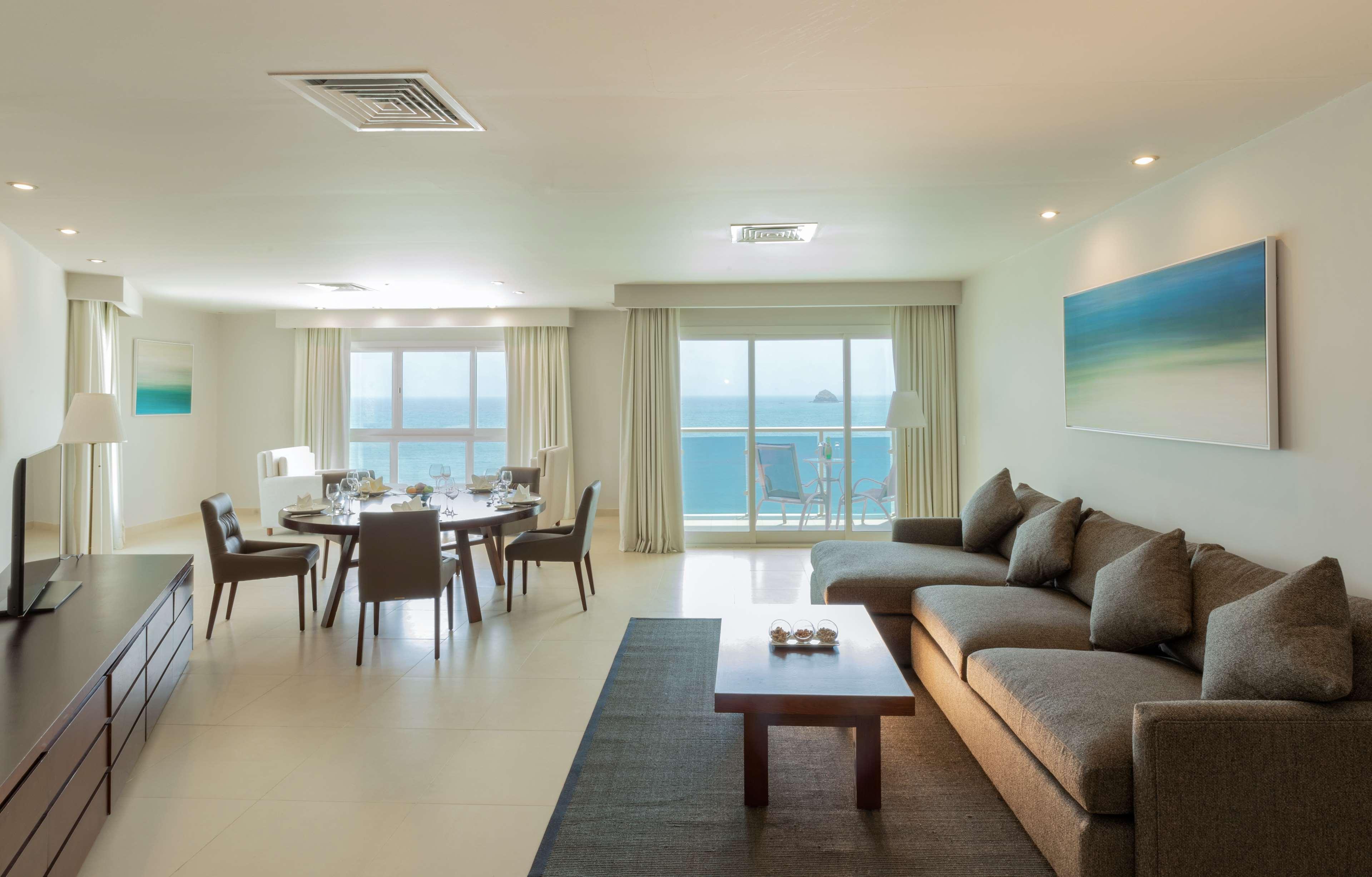 Radisson Blu Resort, Fujairah Exterior foto Living room