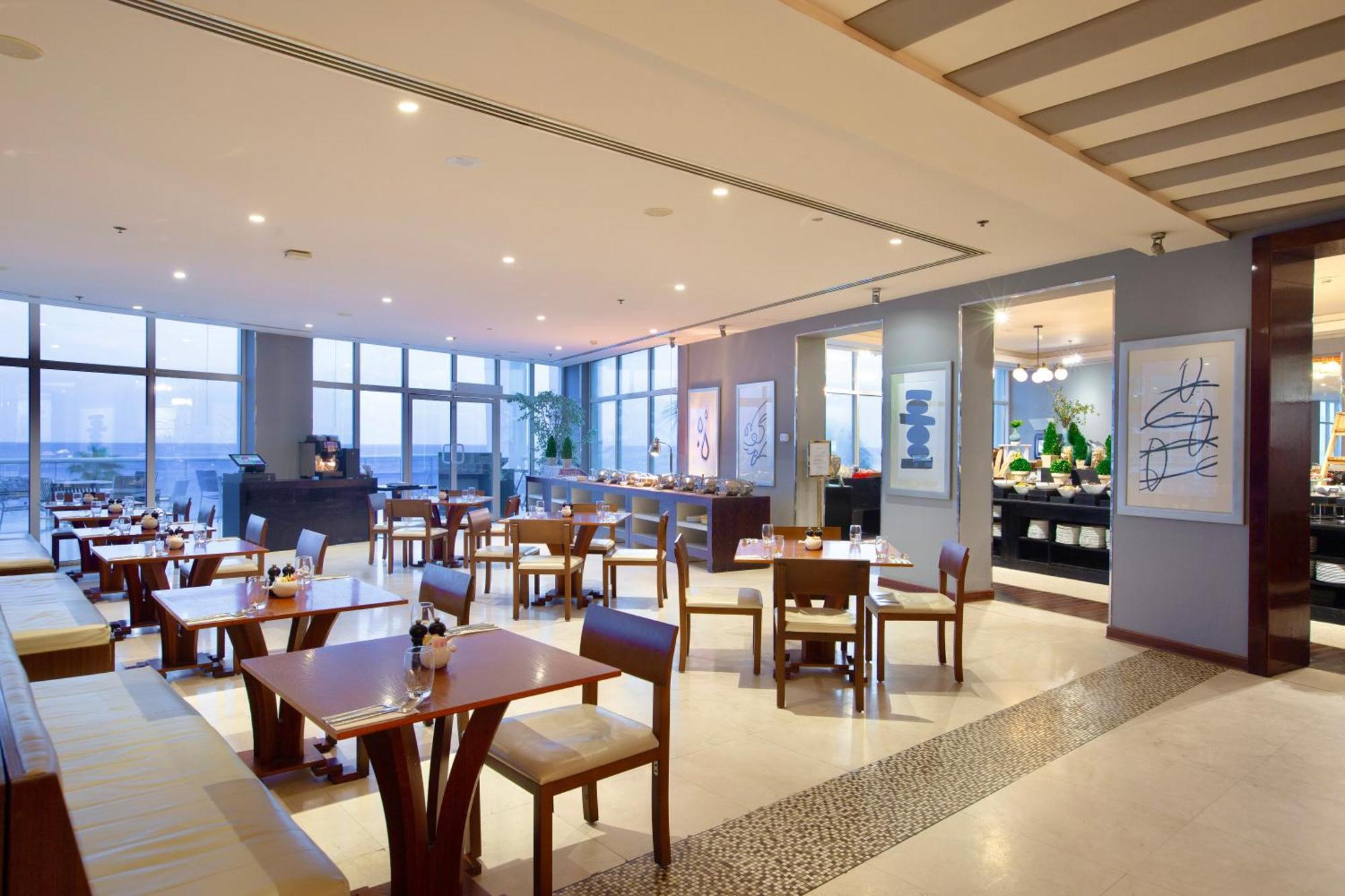 Radisson Blu Resort, Fujairah Exterior foto The restaurant
