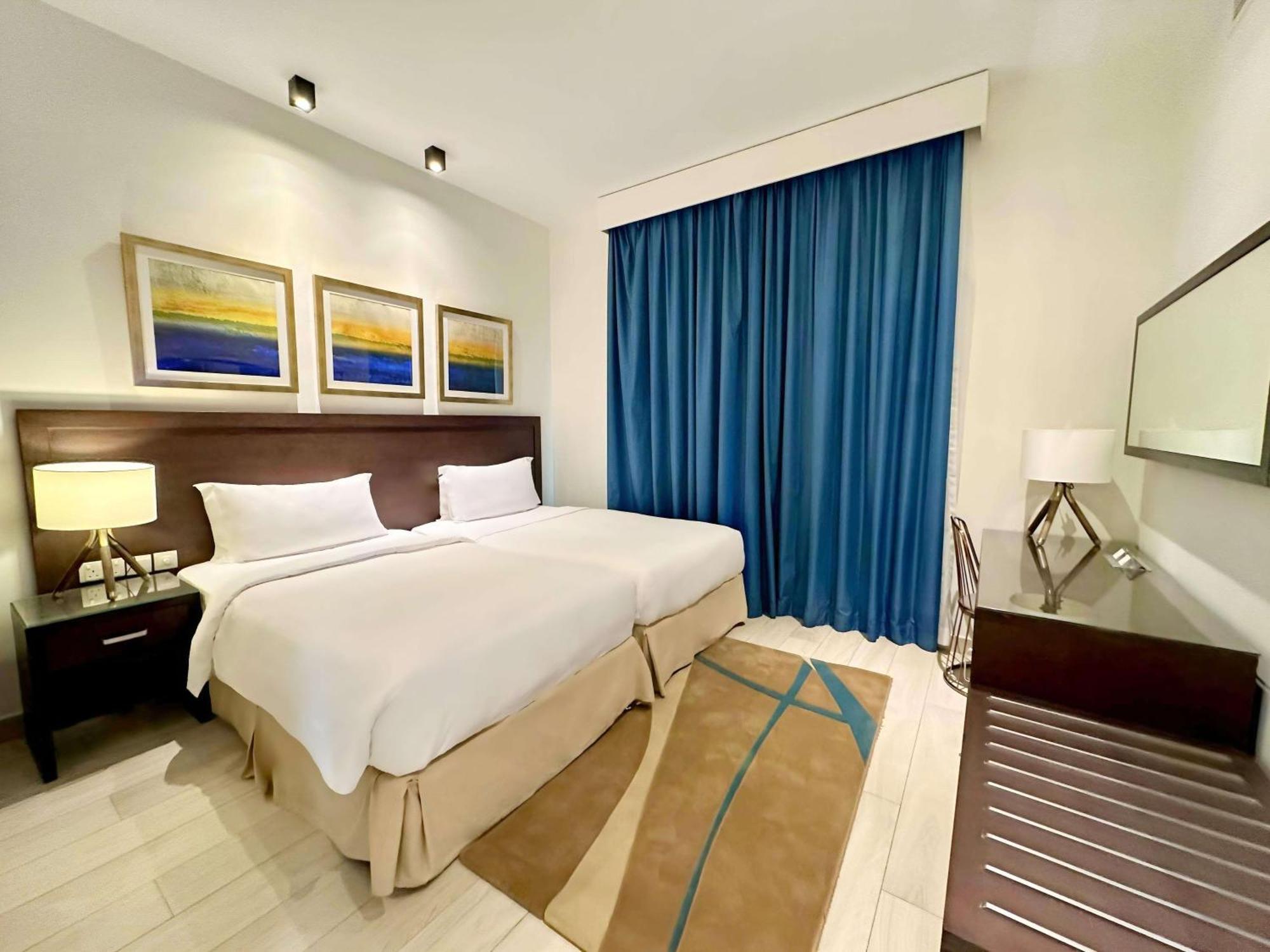 Radisson Blu Resort, Fujairah Exterior foto A bedroom at the hotel